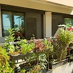 Elegant & Cozy Retreat Home, Center Gem, At The Seaside, Steps From The Tram