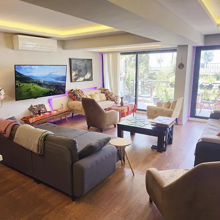 Elegant & Cozy Retreat Home, Center Gem, At The Seaside, Steps From The Tram Lägenhet