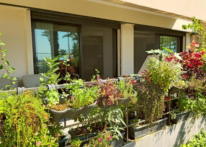 Elegant & Cozy Retreat Home, Center Gem, At The Seaside, Steps From The Tram