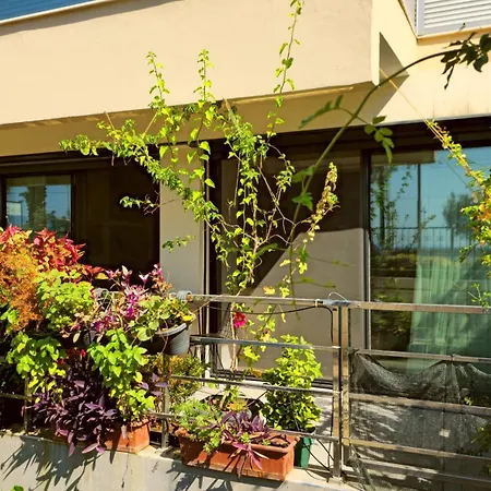 Elegant & Cozy Retreat Home, Center Gem, At The Seaside, Steps From The Tram * イズミル