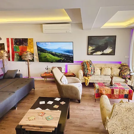 Elegant & Cozy Retreat Home, Center Gem, At The Seaside, Steps From The Tram