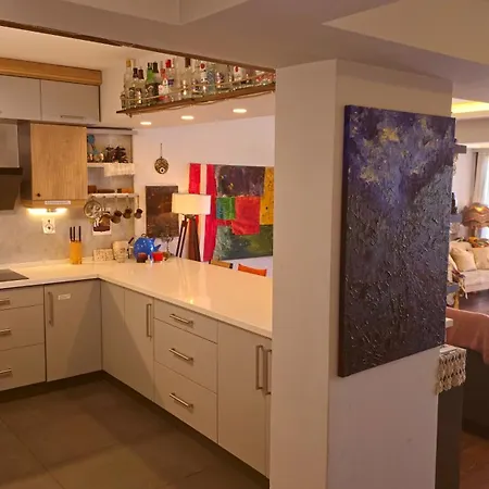 Elegant & Cozy Retreat Home, Center Gem, At The Seaside, Steps From The Tram Apartment *