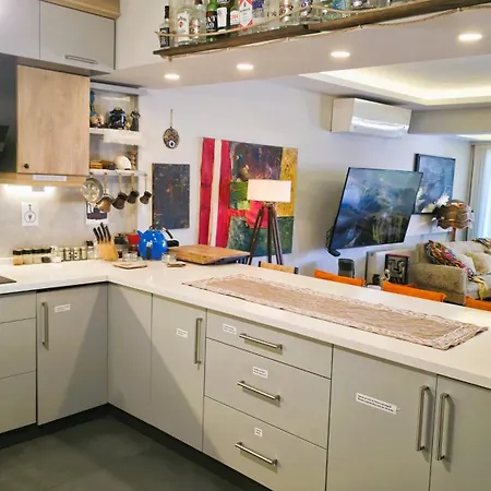 Elegant & Cozy Retreat Home, Center Gem, At The Seaside, Steps From The Tram Apartmán *