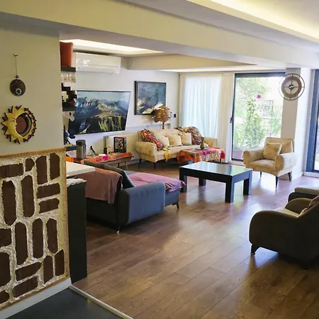 Elegant & Cozy Retreat Home, Center Gem, At The Seaside, Steps From The Tram Apartmán İzmir