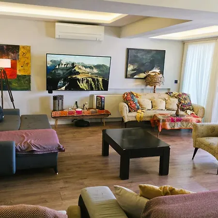 Elegant & Cozy Retreat Home, Center Gem, At The Seaside, Steps From The Tram * İzmir