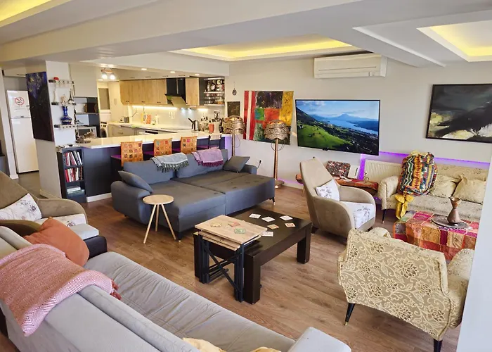 Elegant & Cozy Retreat Home, Center Gem, At The Seaside, Steps From The Tram 公寓